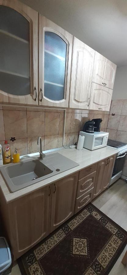 Kiraly Apartman Gheorgheni  Bagian luar foto