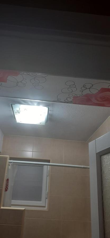 Kiraly Apartman Gheorgheni  Bagian luar foto